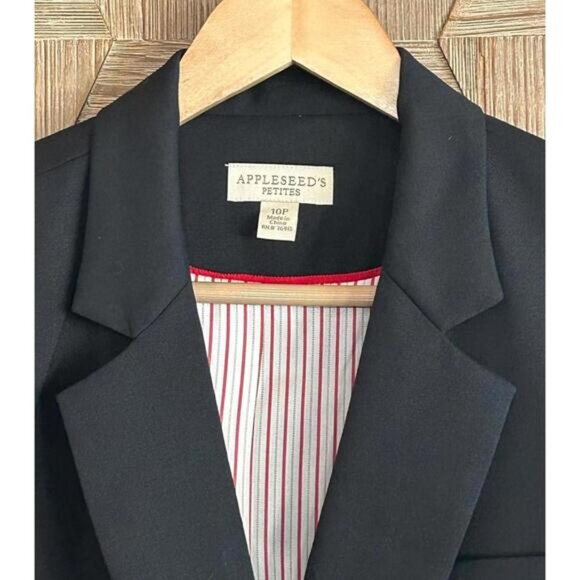 NWOT Appleseed's Petites Women's Black Blazer Size 10P 2 Button Office - Picture 2 of 6